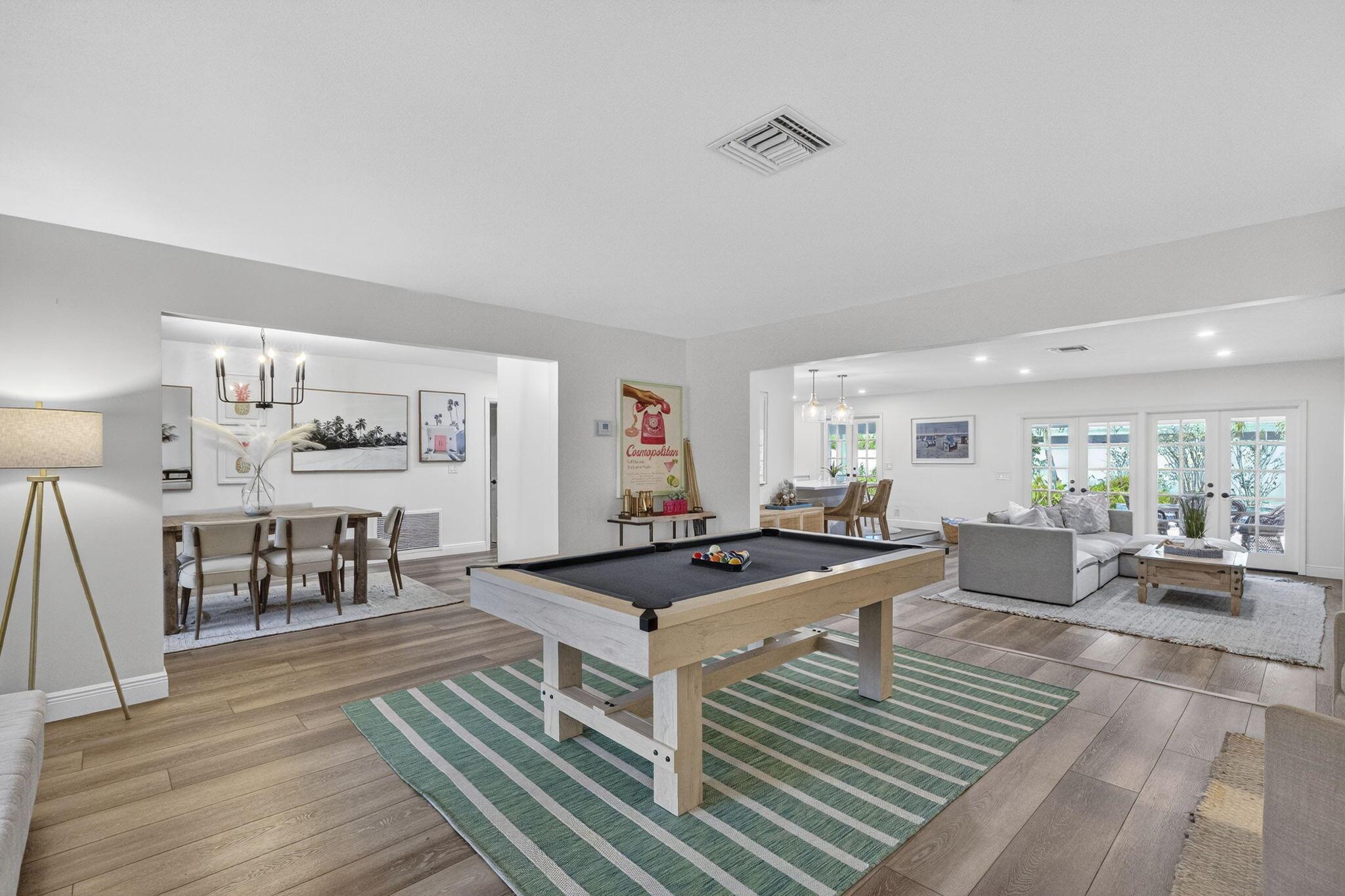 FOREST HILLS - Residential