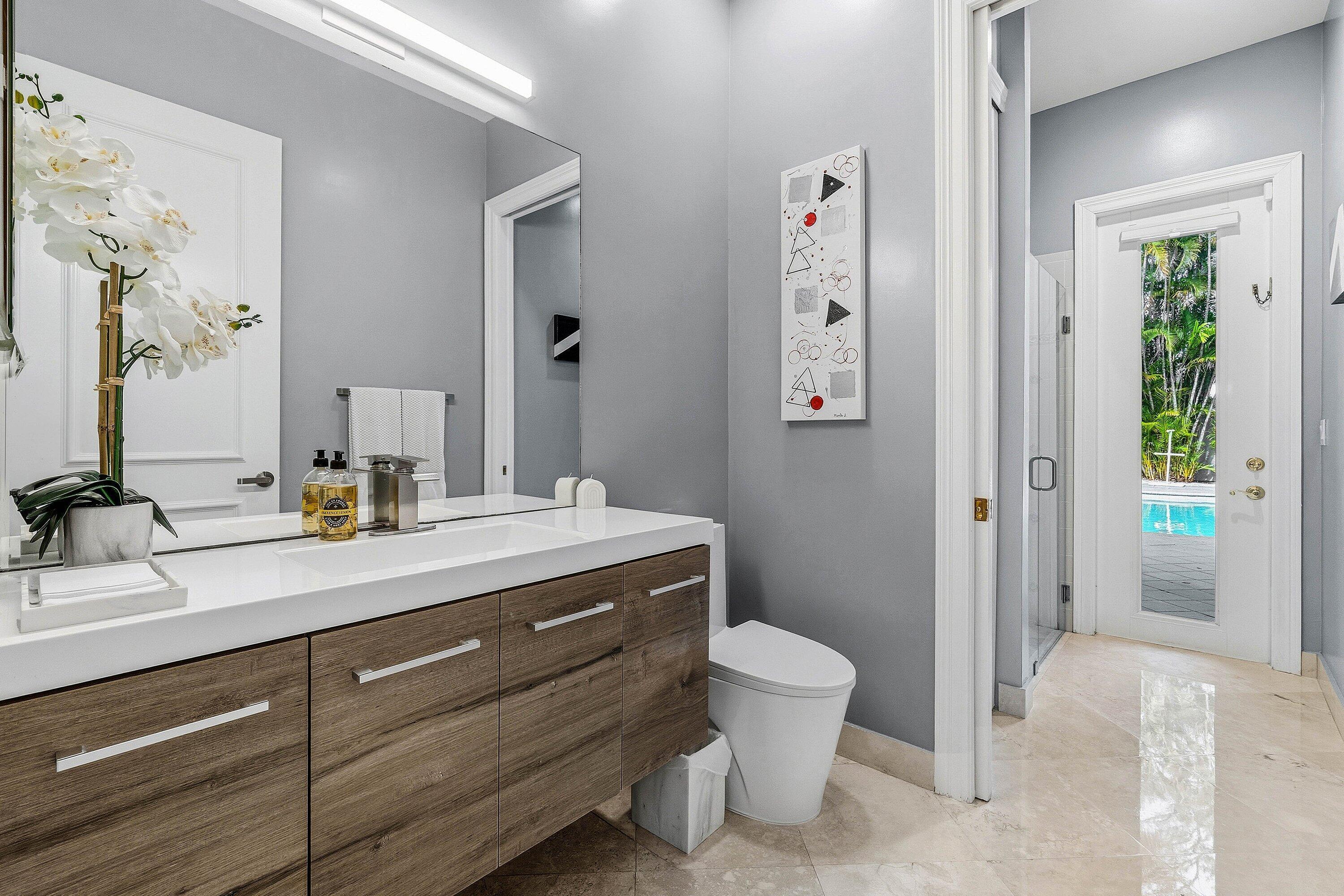 ONE THOUSAND NINE HUNDRED FIFTY YAMATO R - Residential Lease