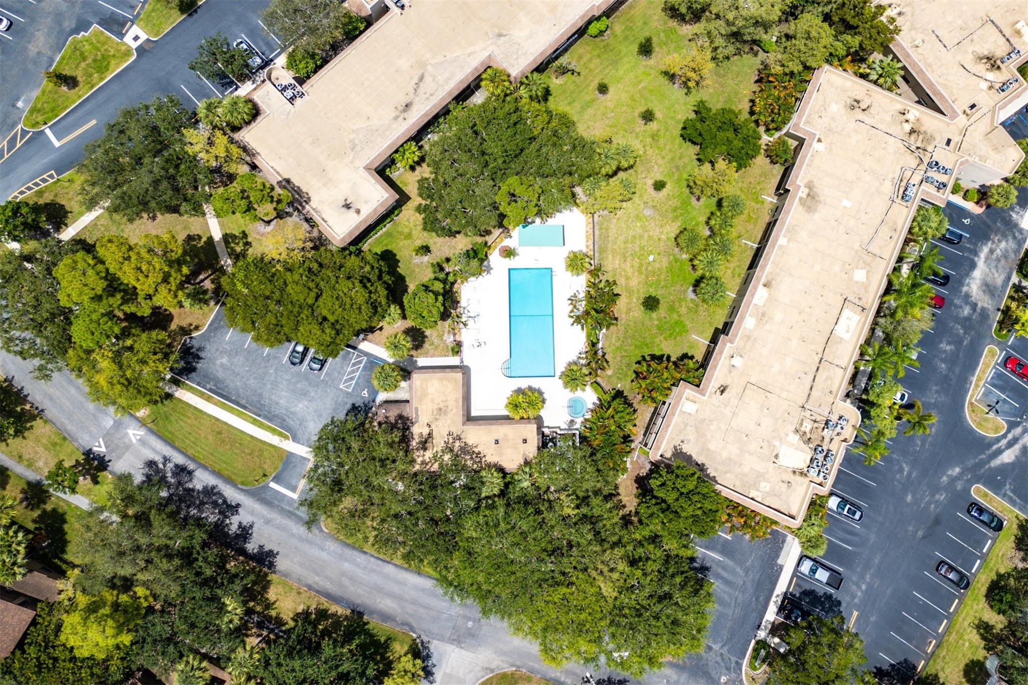 BONAIRE @ WOODMONT - Residential