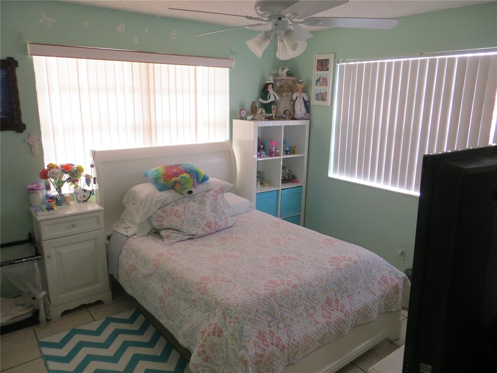 Hollywood Beach Heights S - Residential Income