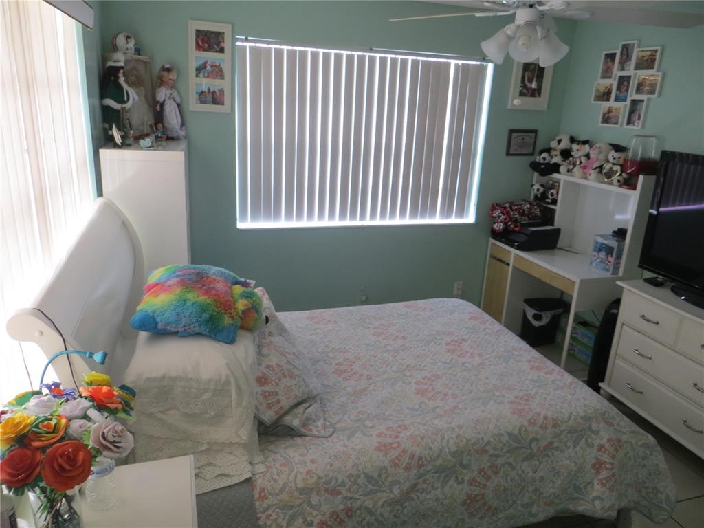 Hollywood Beach Heights S - Residential Income