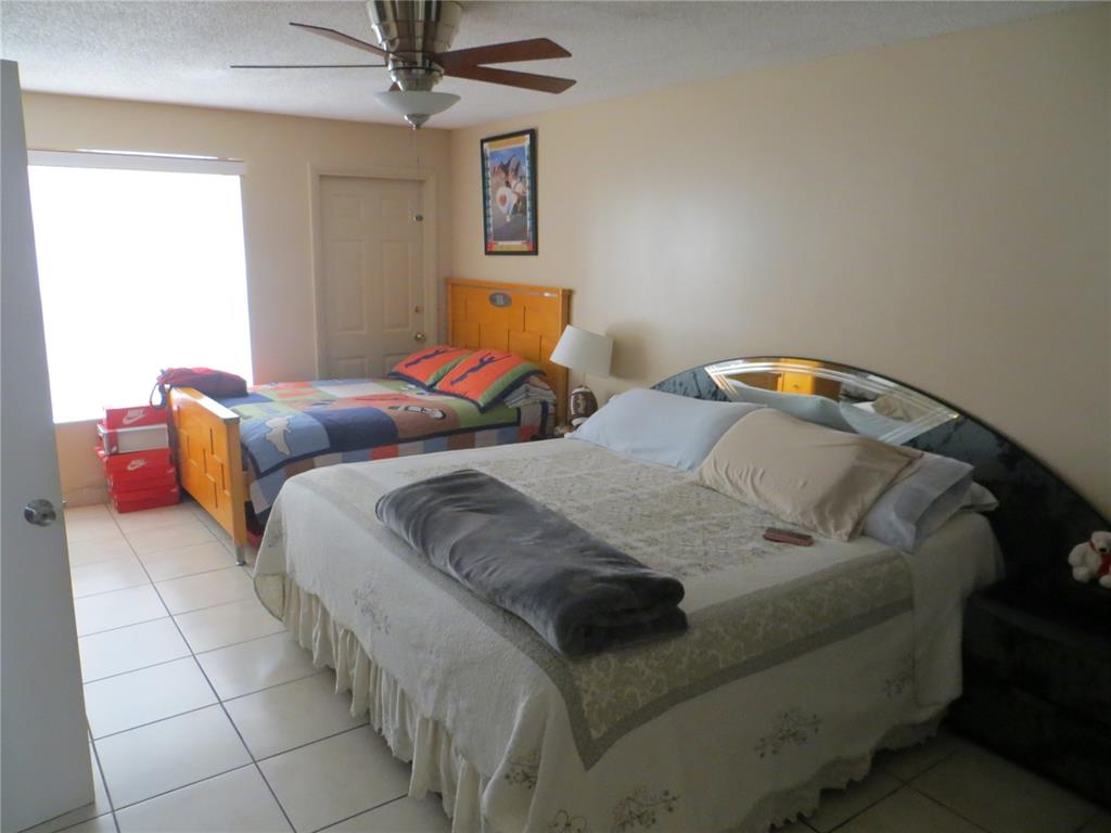 Hollywood Beach Heights S - Residential Income