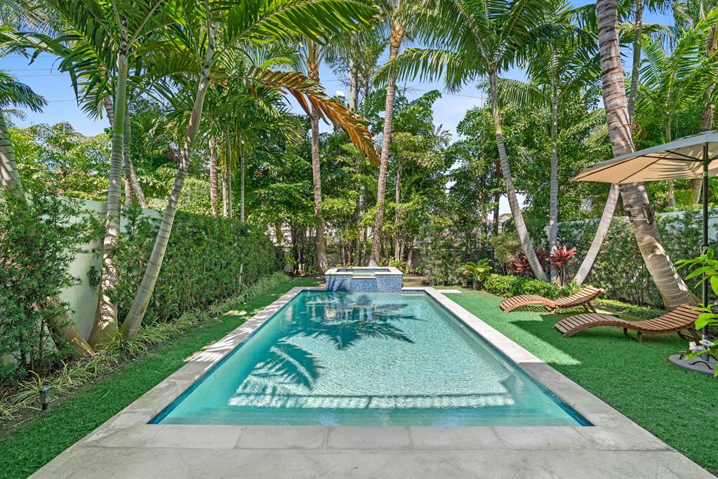 PALLAZZO VILLAS OF PALM B - Residential