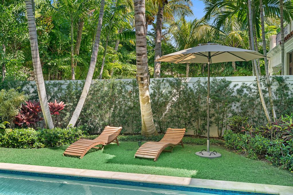 PALLAZZO VILLAS OF PALM B - Residential