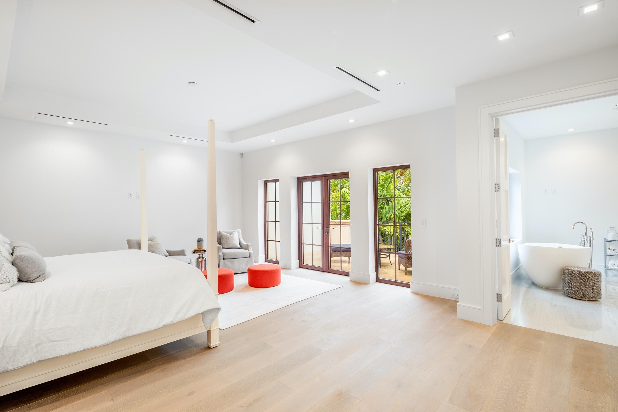 PALLAZZO VILLAS OF PALM BEACH CONDO - Residential