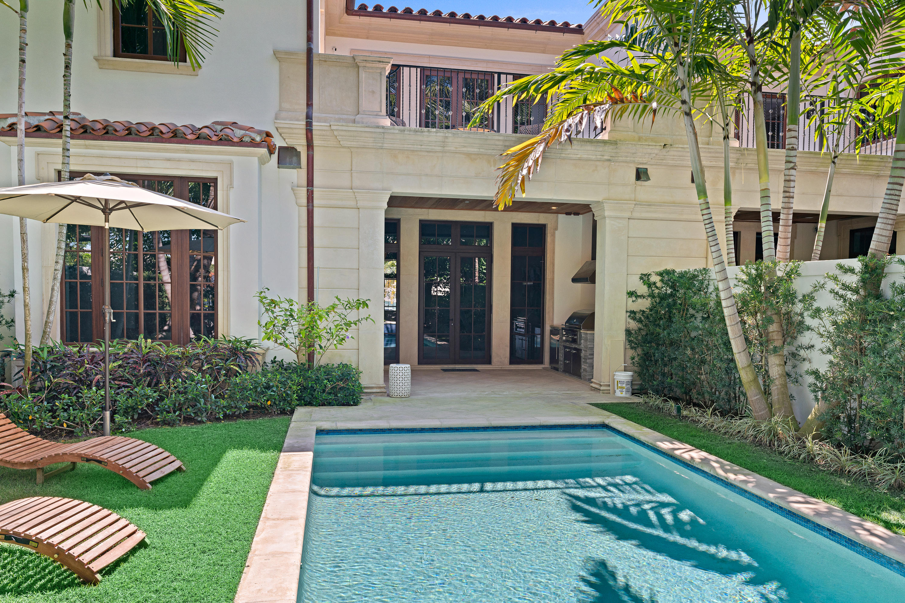 PALLAZZO VILLAS OF PALM BEACH CONDO - Residential