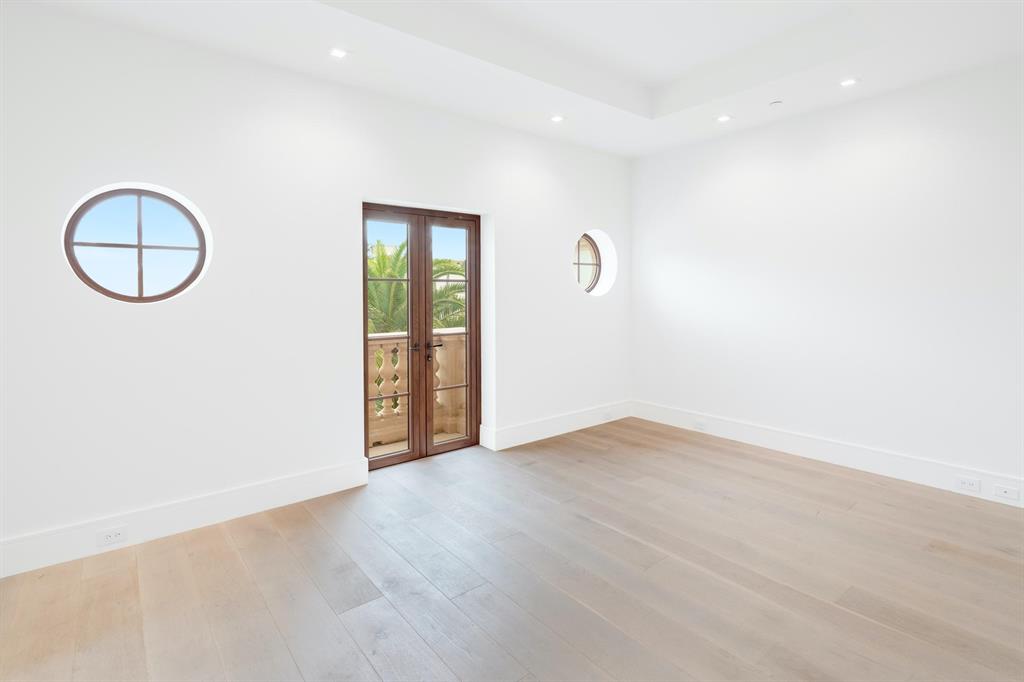 PALLAZZO VILLAS OF PALM B - Residential