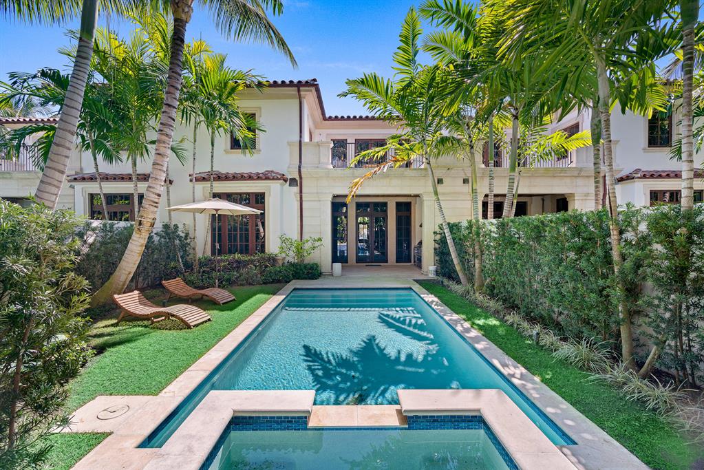 PALLAZZO VILLAS OF PALM B - Residential