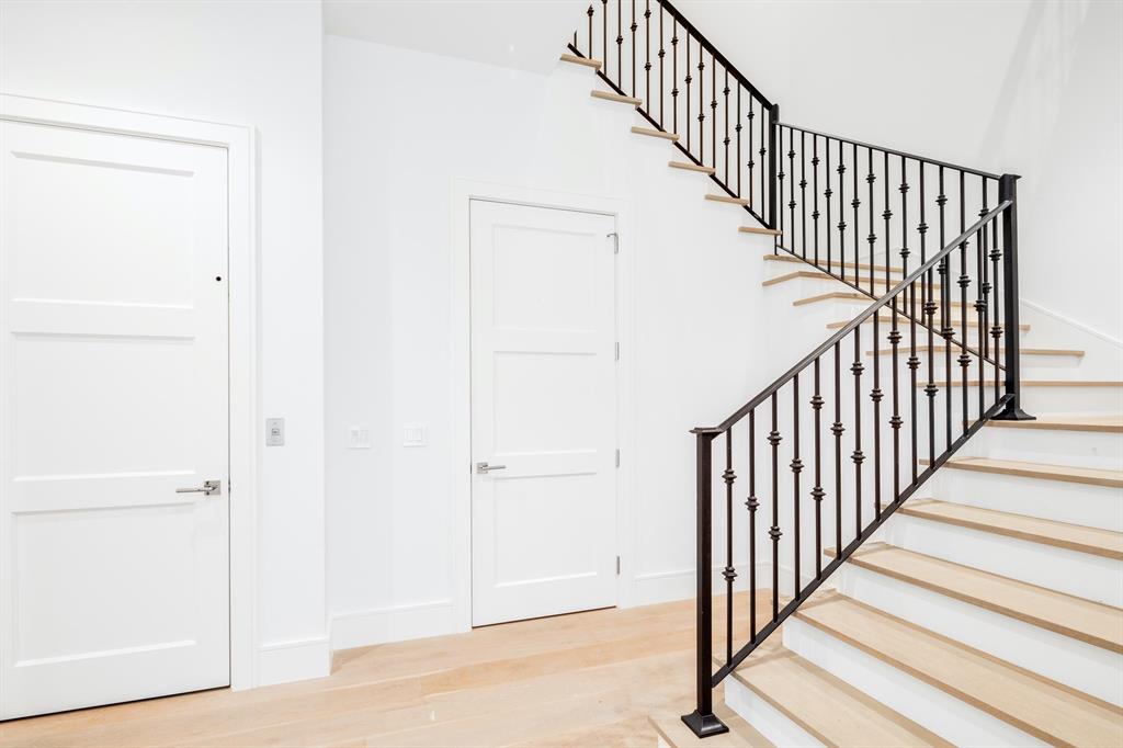 PALLAZZO VILLAS OF PALM B - Residential