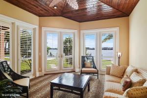 HIGH POINT - Residential