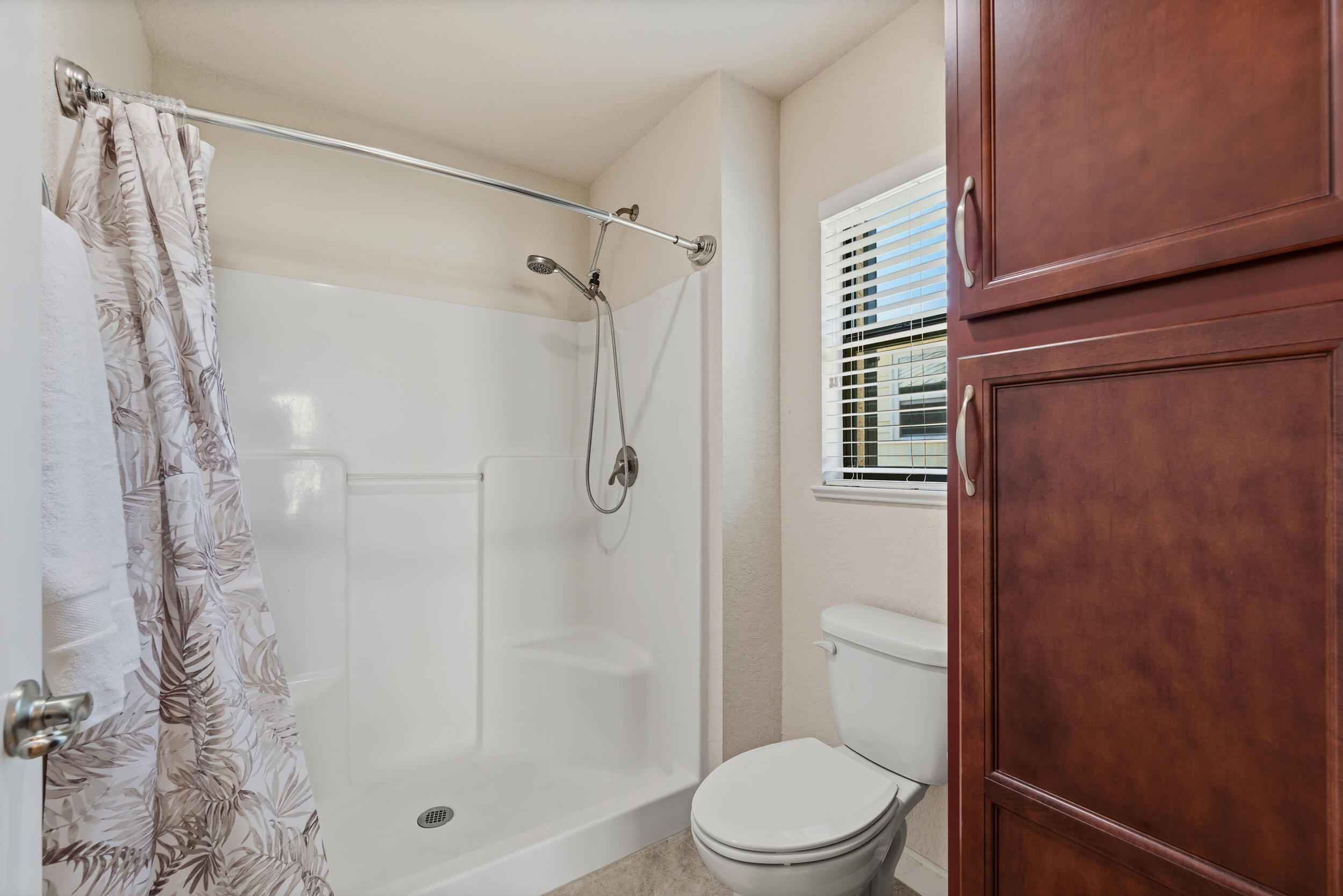 SPANISH LAKES FAIRWAYS NE PHASE - Residential