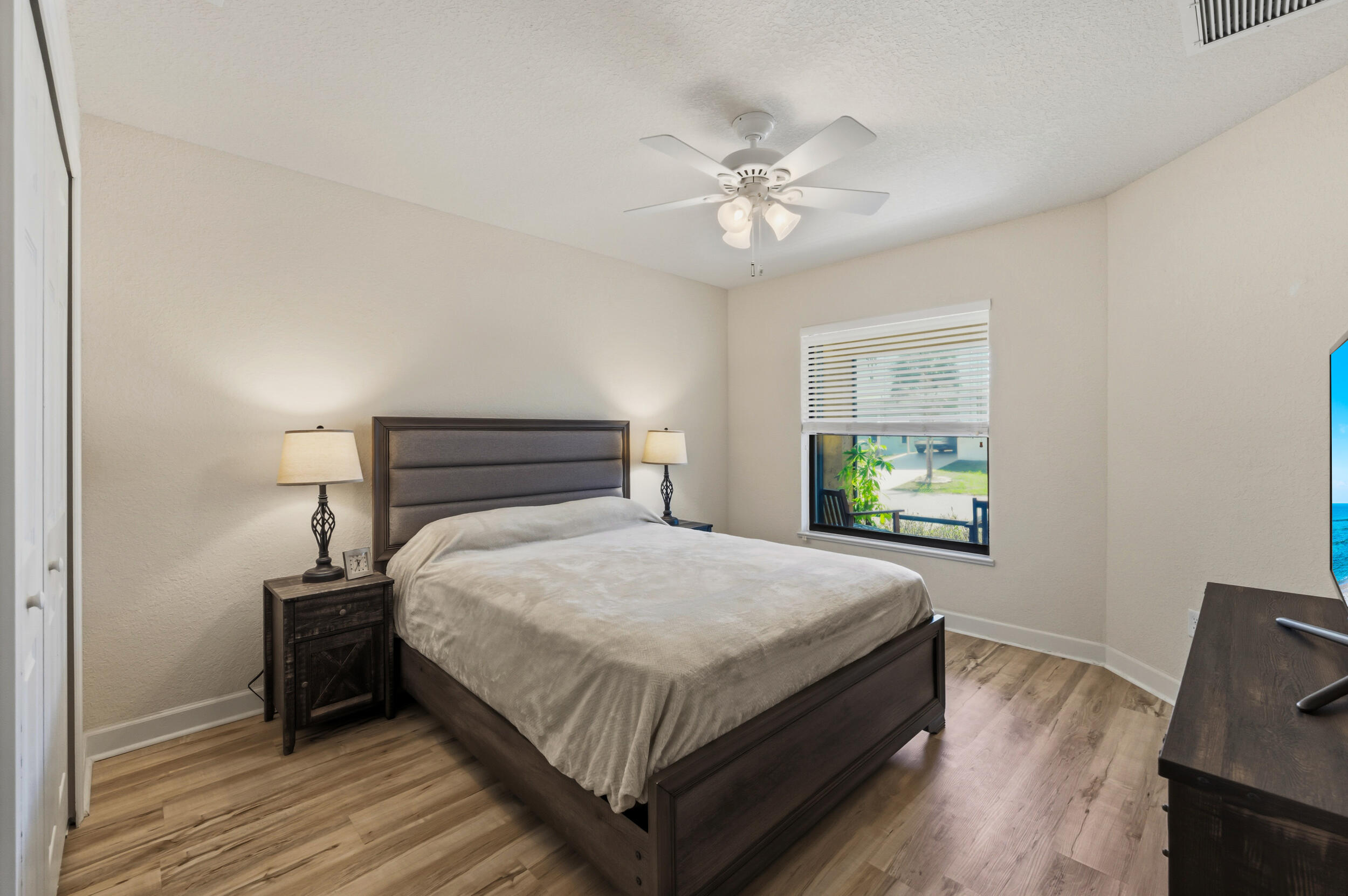 SPANISH LAKES FAIRWAYS NE PHASE - Residential