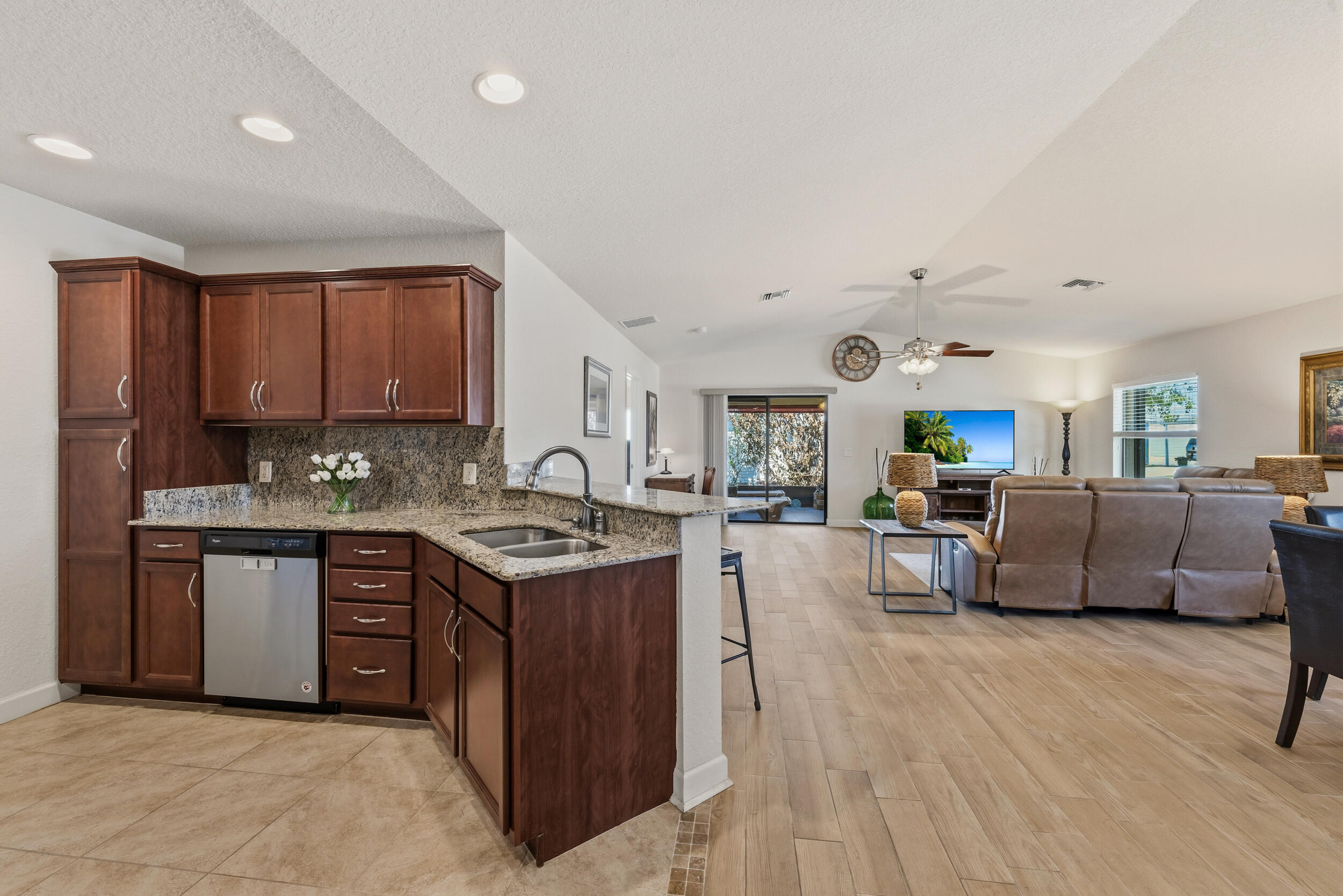 SPANISH LAKES FAIRWAYS NE PHASE - Residential