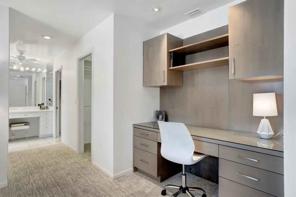 Delaire Country Club - Residential