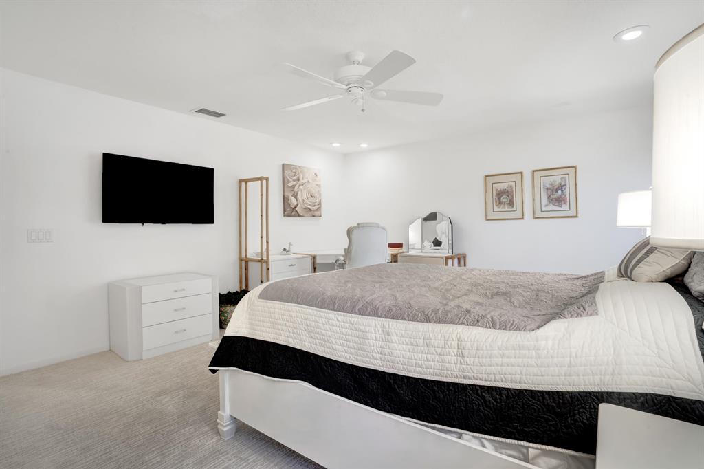 Delaire Country Club - Residential