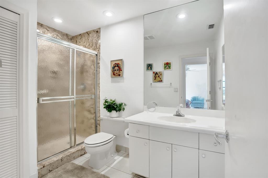 Delaire Country Club - Residential