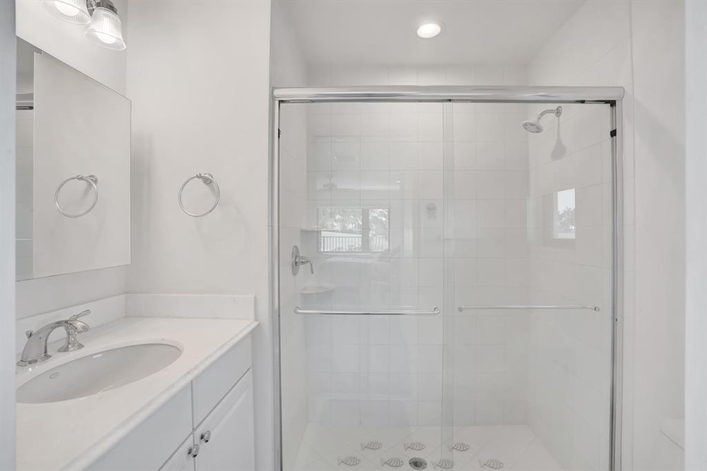 Delaire Country Club - Residential