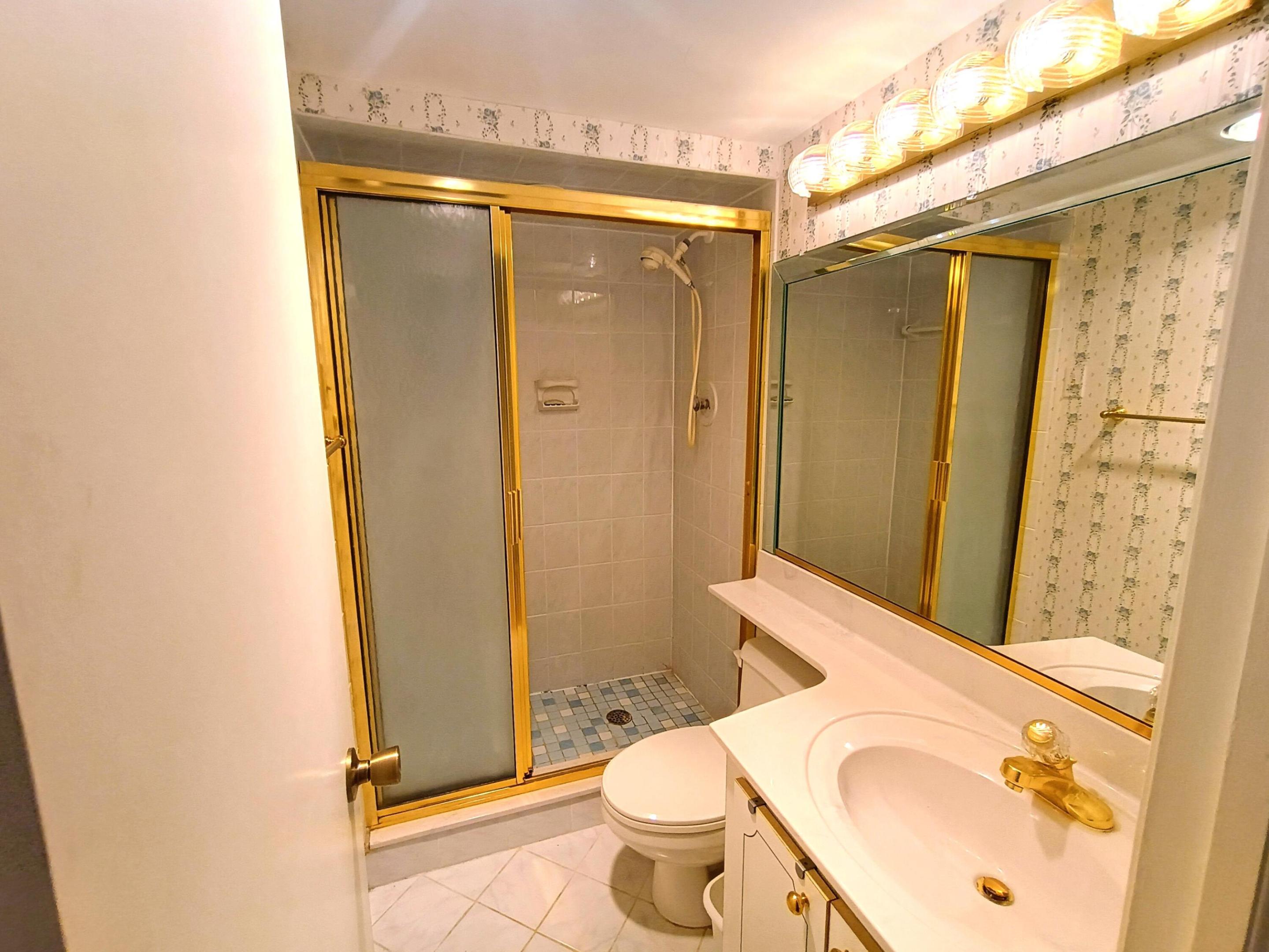 Island Club One - Residential