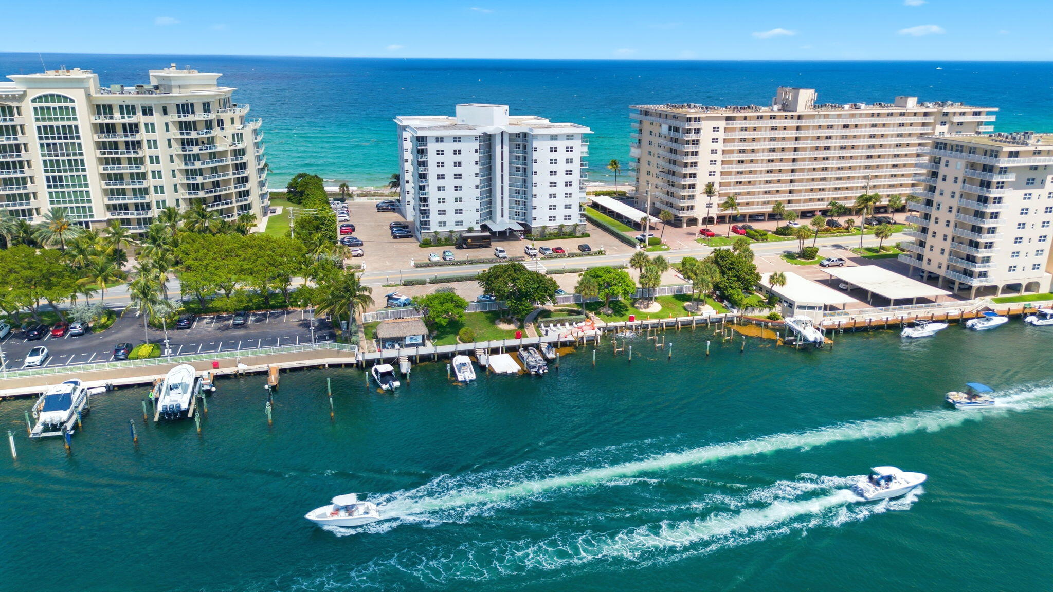 DIAMONDHEAD CONDO - Residential