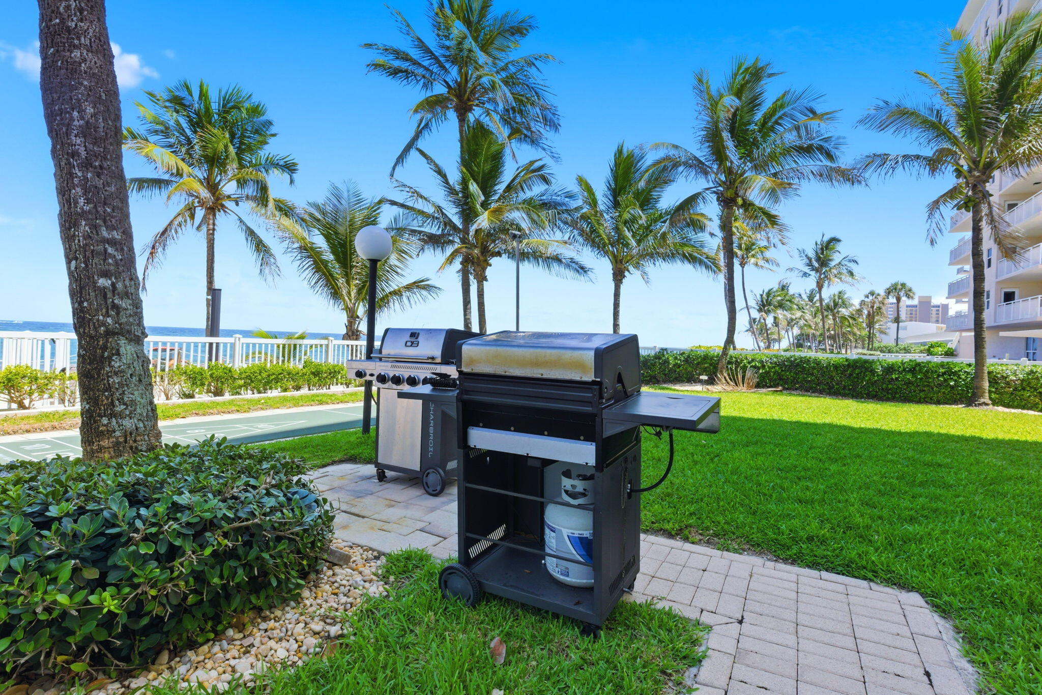 DIAMONDHEAD CONDO - Residential