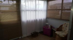 CRESTHAVEN VILLAS NO 17 COND DECL IN - Residential