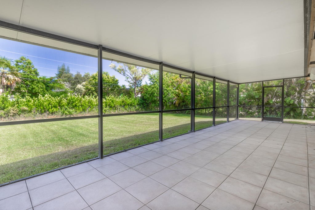 Photo of 4340 SW 74th Avenue, Davie, FL 33314 (MLS # B26065654)