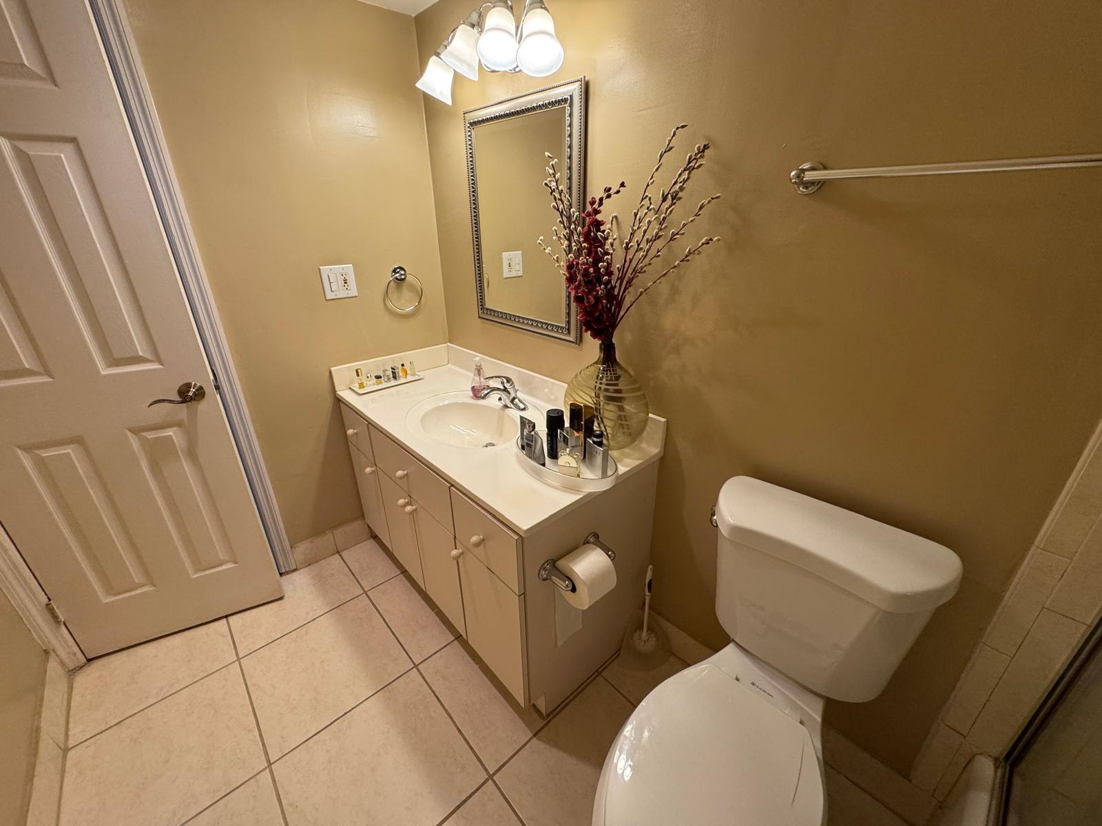 COLONY POINT - Residential