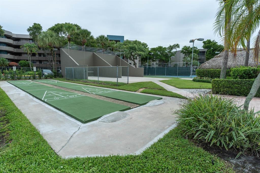 COLONY POINT - Residential