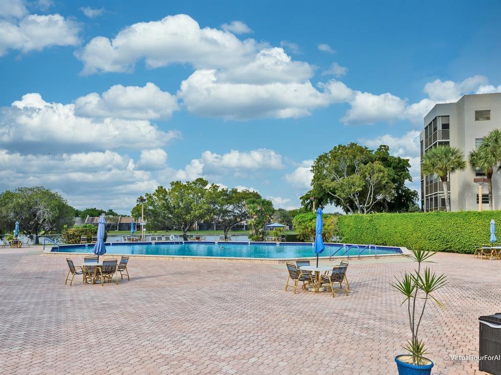 COLONY POINT - Residential