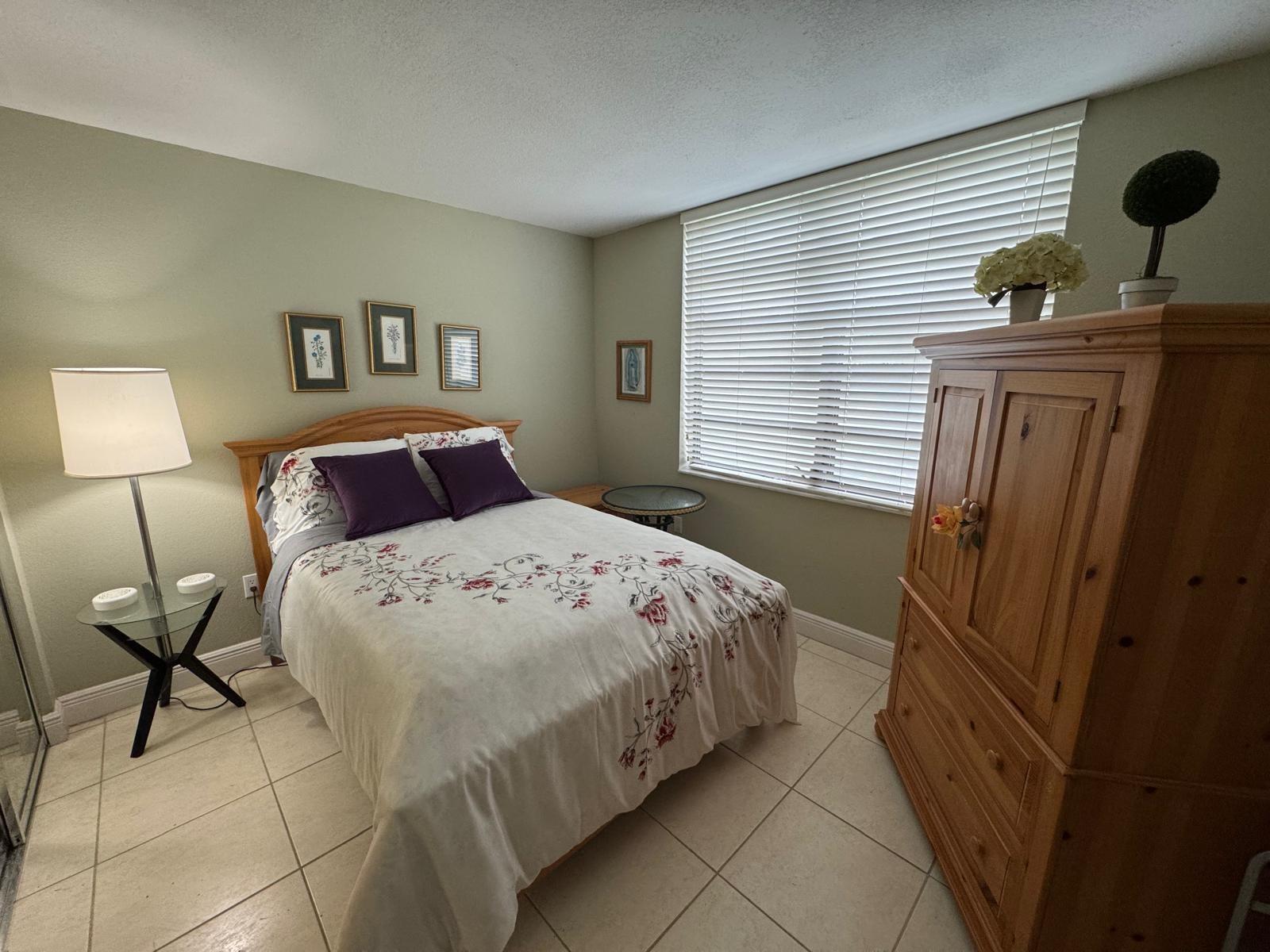 COLONY POINT - Residential