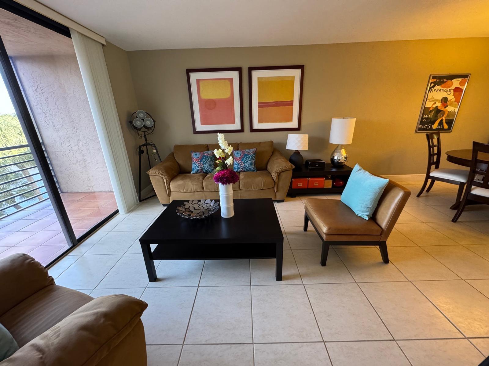 COLONY POINT - Residential