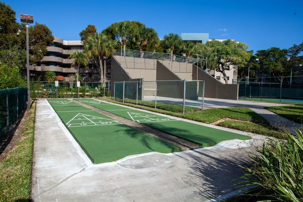 COLONY POINT - Residential