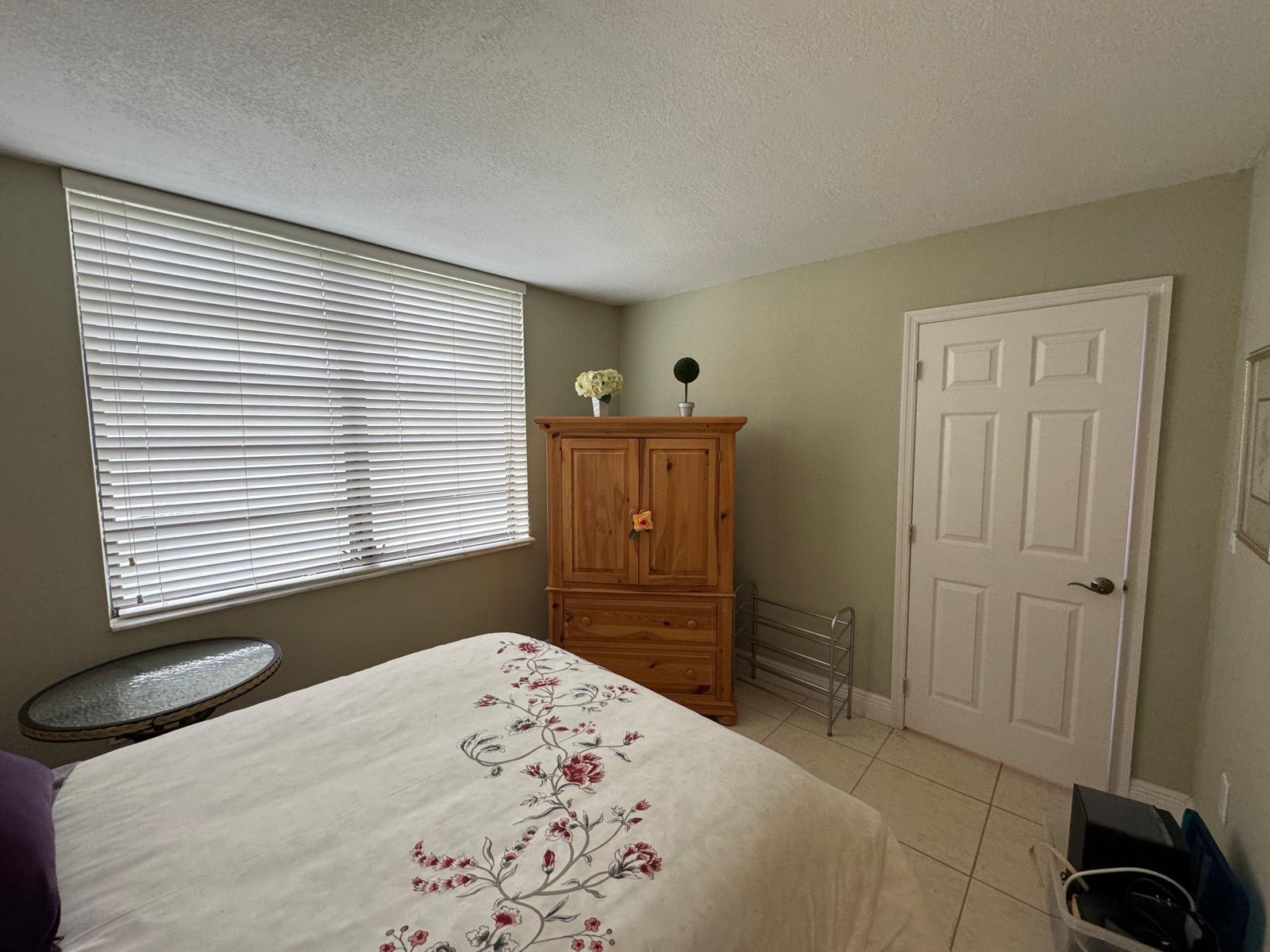 COLONY POINT - Residential