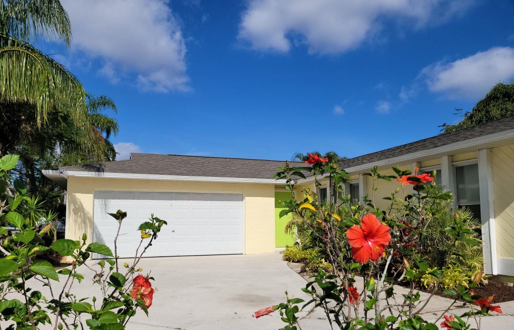 Photo of 1673 SE Chello Lane, Port Saint Lucie, FL 34983 (MLS # R11049623)