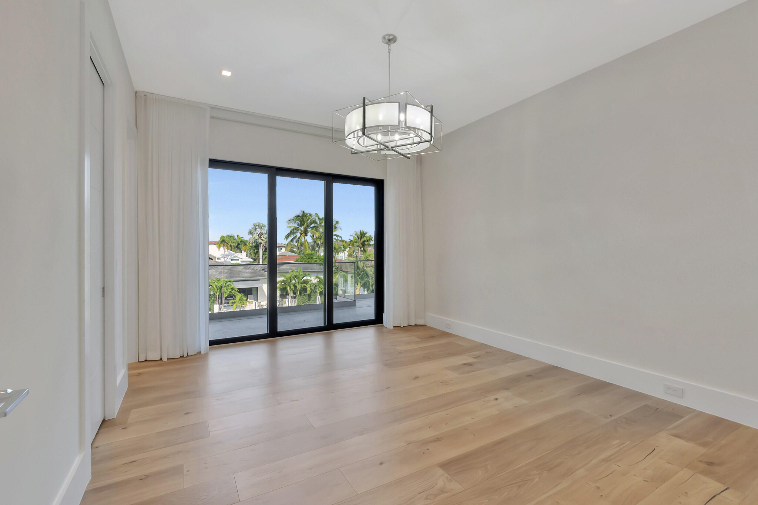 BOCA HARBOUR 4TH SEC - Residential