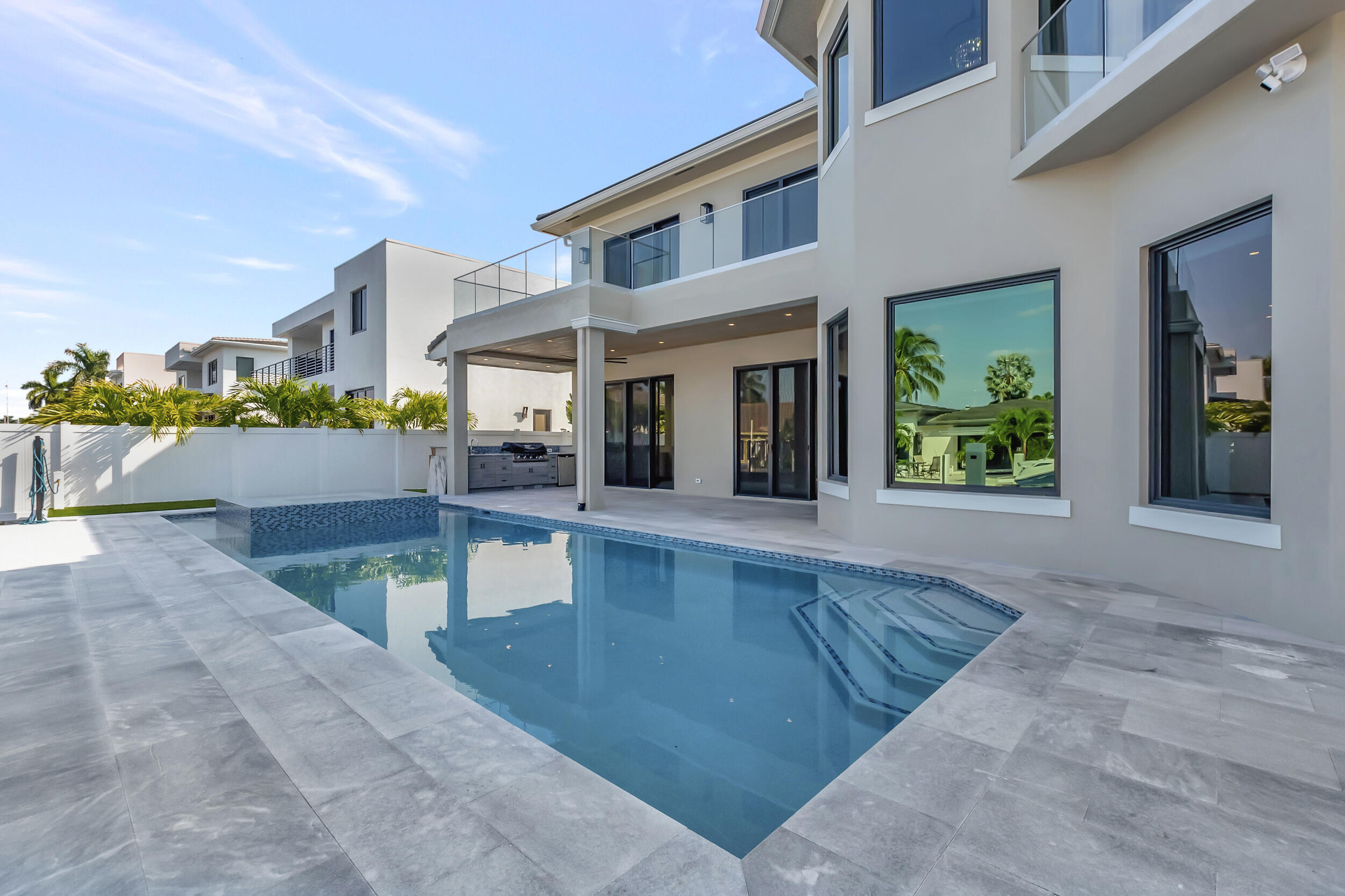 BOCA HARBOUR 4TH SEC - Residential