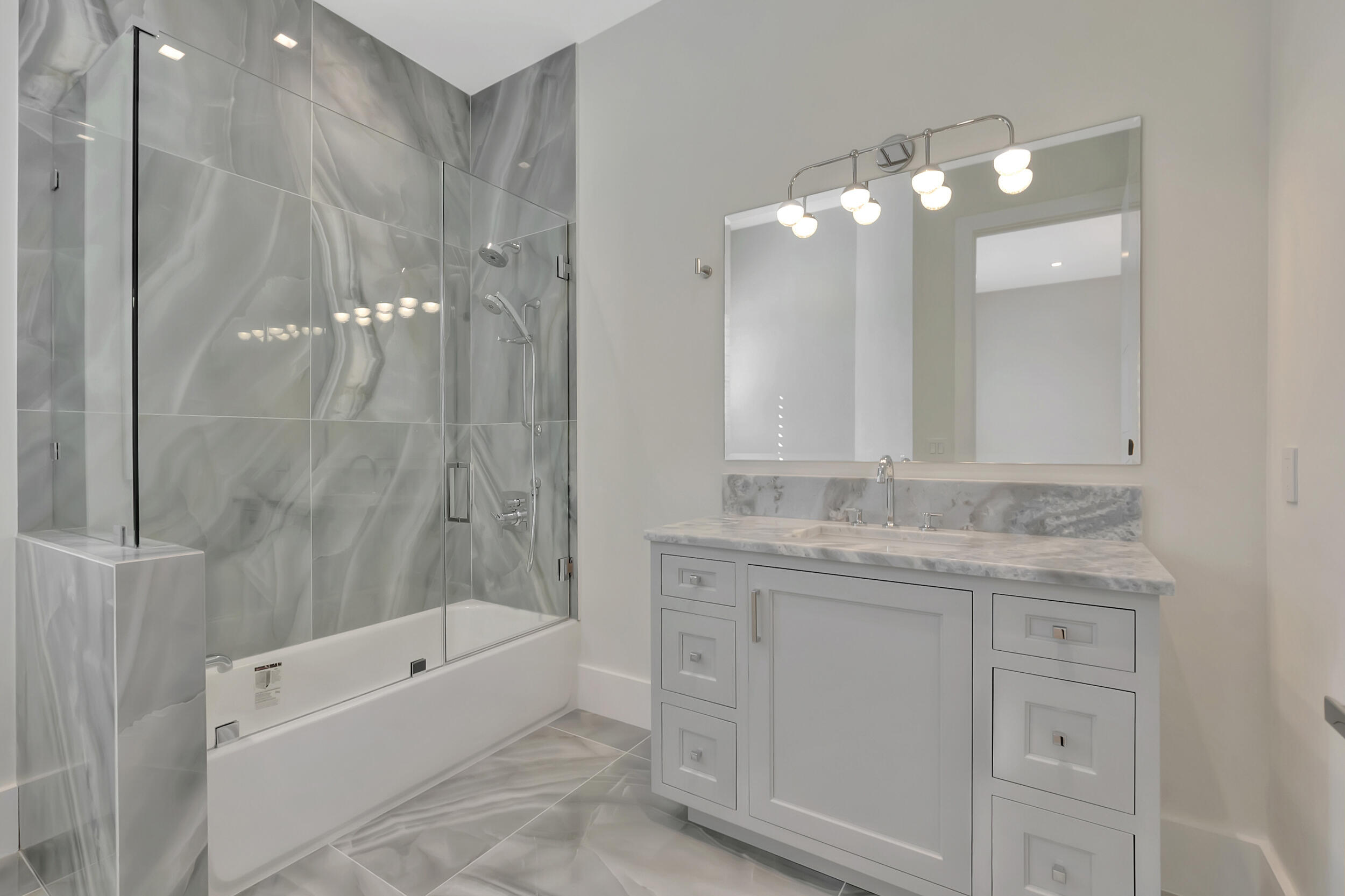 BOCA HARBOUR 4TH SEC - Residential