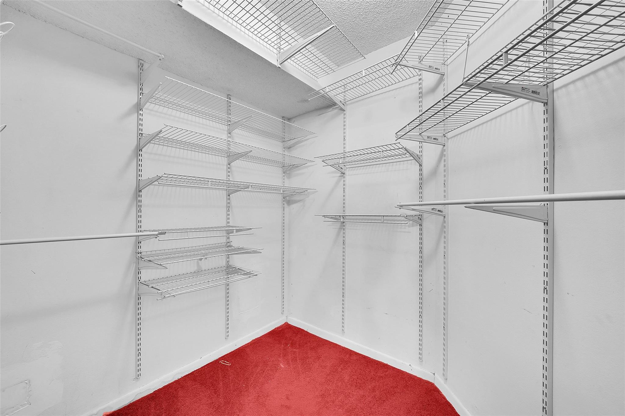 Falcons Lea 128-6 B - Residential