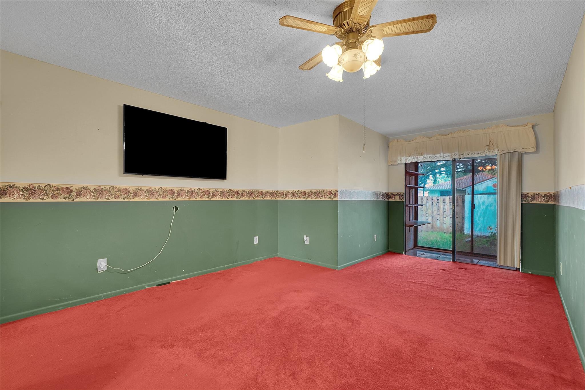 Falcons Lea 128-6 B - Residential