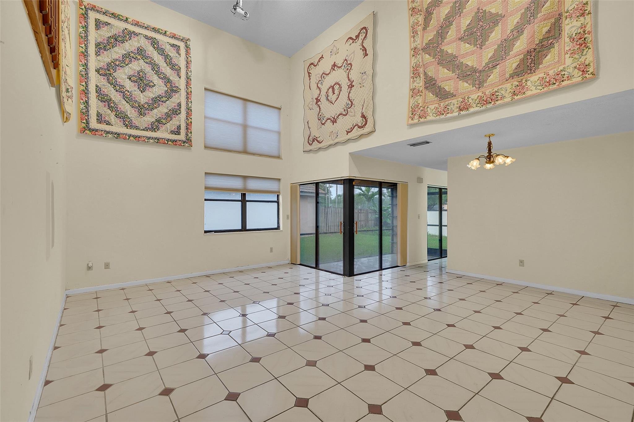 Falcons Lea 128-6 B - Residential