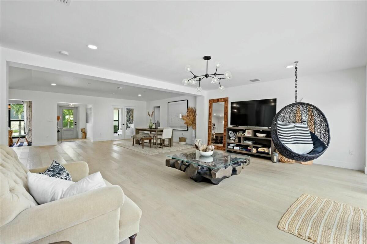 JUPITER INLET BEACH COLON - Residential