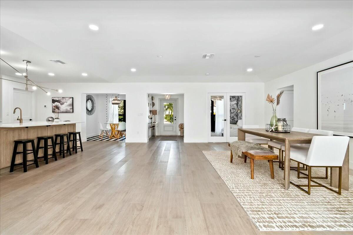 JUPITER INLET BEACH COLON - Residential