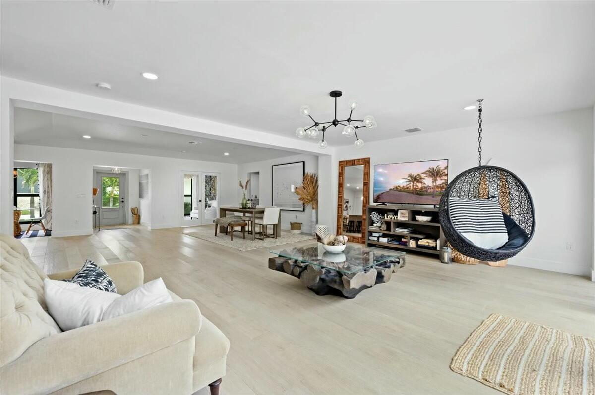 JUPITER INLET BEACH COLON - Residential