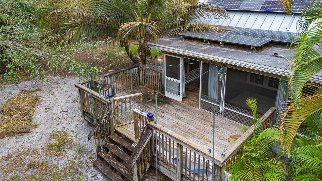 INDIAN RIVER ESTATES UNIT 9 - Residential