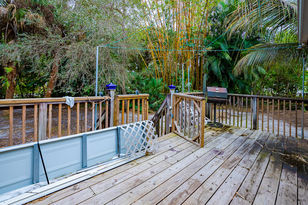 INDIAN RIVER ESTATES UNIT 9 - Residential