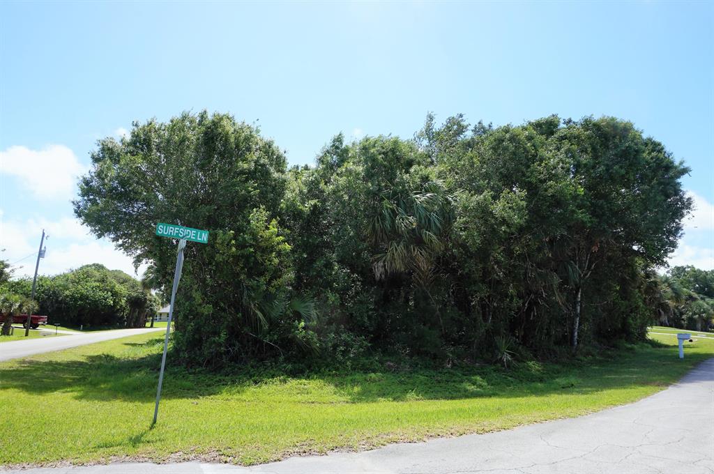 Oversize corner lot in sought after Sebastian Highlands located short drive to shopping, dining and waterway. Buy and build or hold for investment.