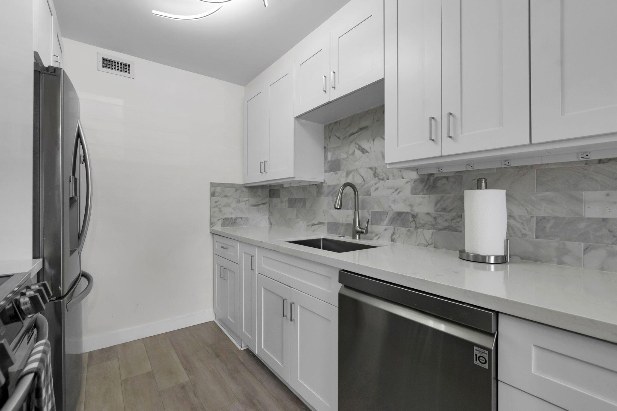 1084 Guildford E