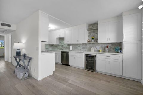 1084 Guildford E Boca Raton FL 33434