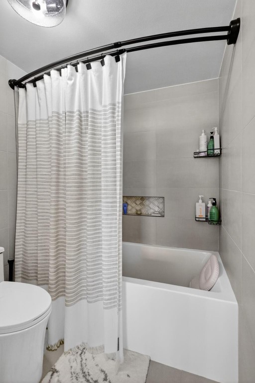 COLONY POINT - Residential