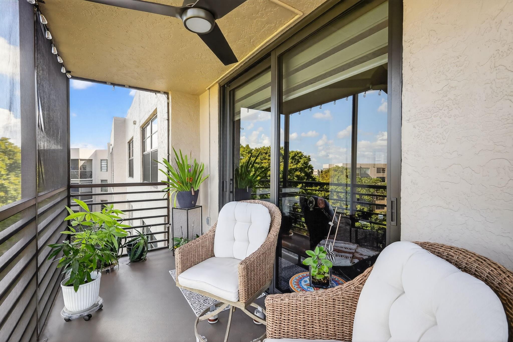 COLONY POINT - Residential